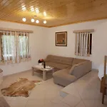4 Bedroom Gorgeous In Breze